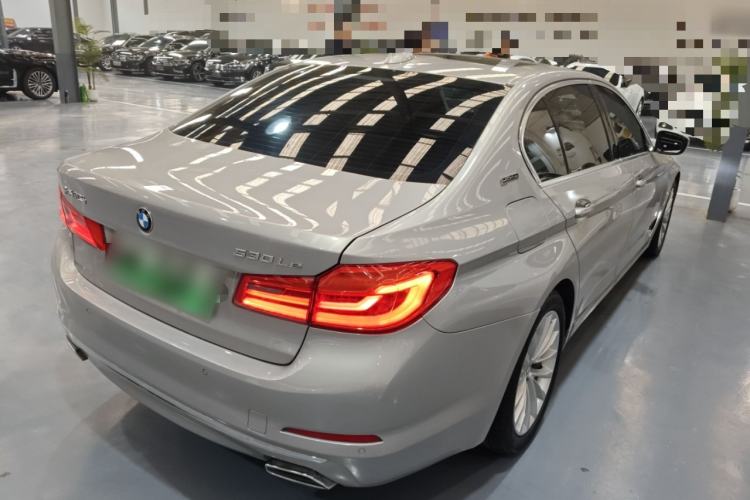 Used BMW 5 Series New Energy 2019 Updated Version 530Le Luxury Package Rear Right 45 Deg