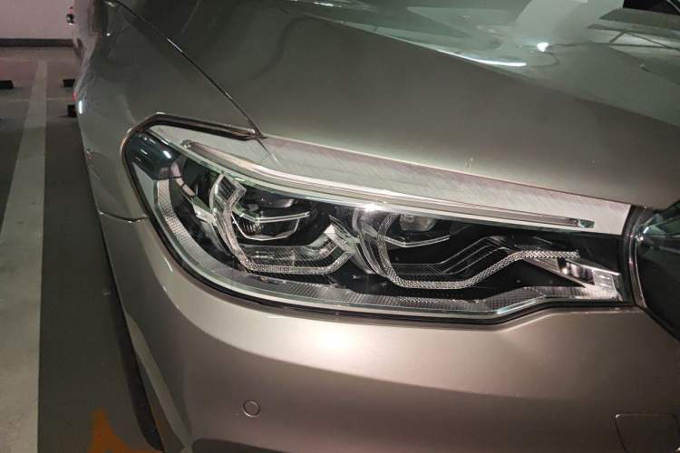 Used BMW 5 Series New Energy 2019 530Le Luxury Package Right Front Headlight