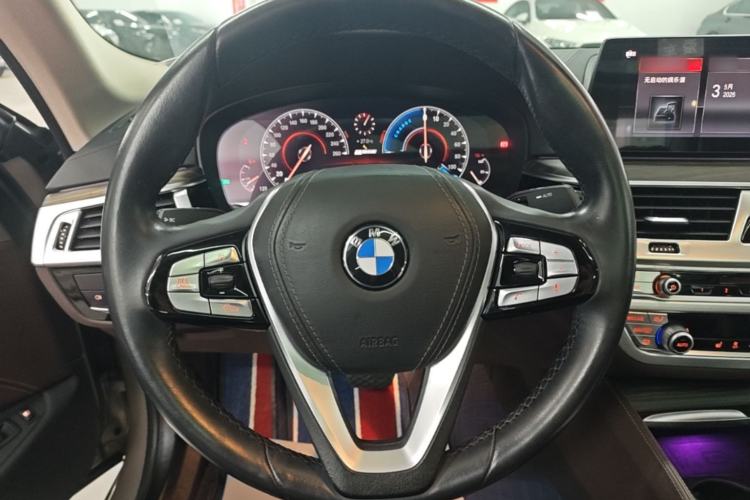 Used BMW 5 Series New Energy 2019 Updated Version 530Le Luxury Package Steering Wheel