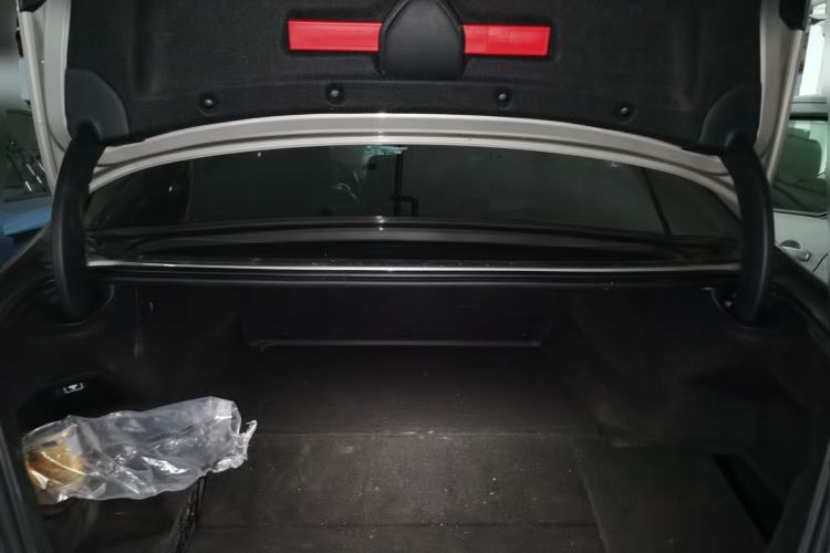 Used BMW 5 Series New Energy 2019 530Le Luxury Package Trunk