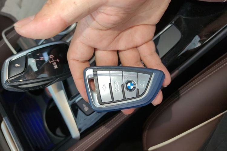 Used BMW 5 Series New Energy 2019 530Le Luxury Package Vehicle Key