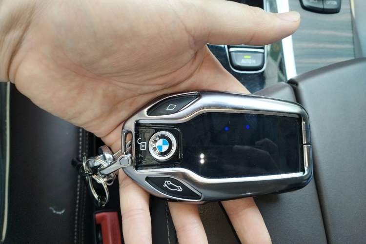 Used BMW 5 Series New Energy 2019 Updated Version 530Le Luxury Package Vehicle Key