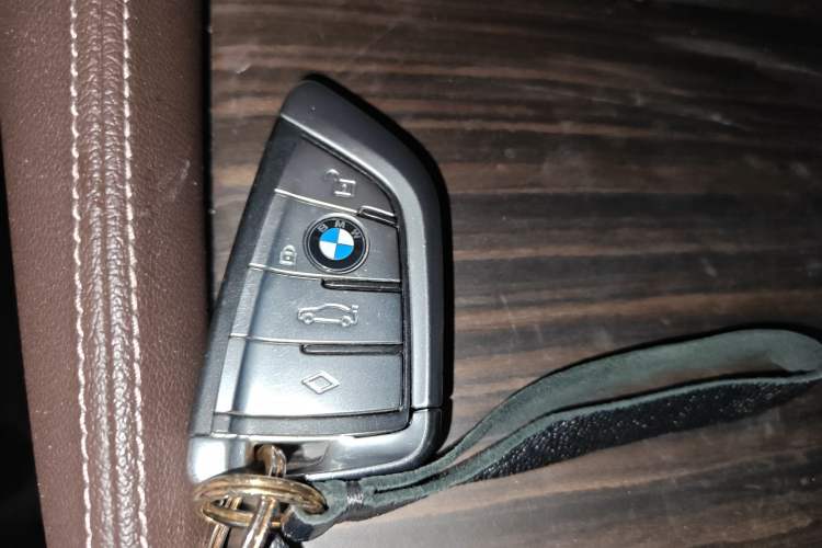 Used BMW 5 Series New Energy 2019 530Le Pioneer Edition Vehicle Key