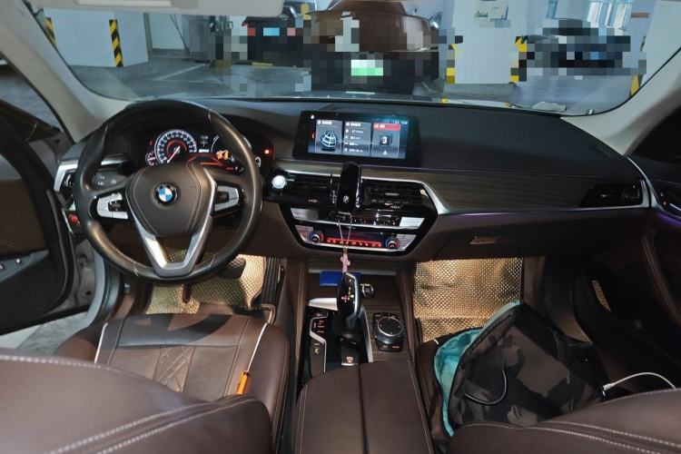 Used BMW 5 Series New Energy 2019 530Le Luxury Package Center Console