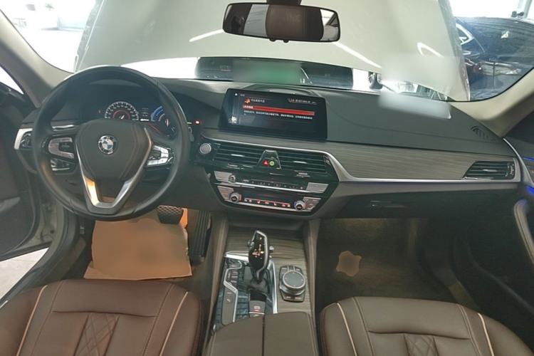 Used BMW 5 Series New Energy 2019 530Le Luxury Package Center Console
