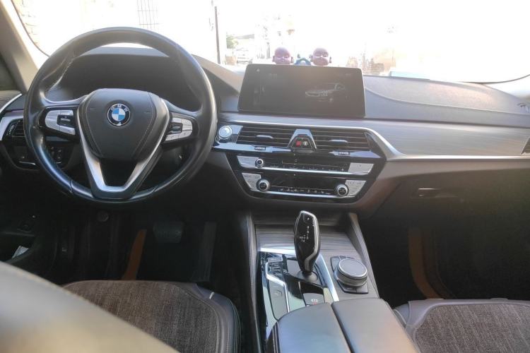 Used BMW 5 Series New Energy 2019 Updated Version 530Le Luxury Package Center Console