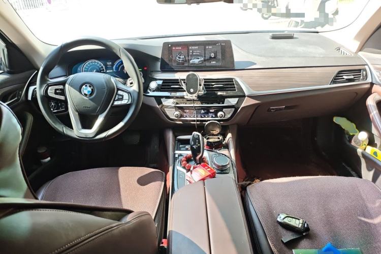 Used BMW 5 Series New Energy 2019 530Le Luxury Package Center Console