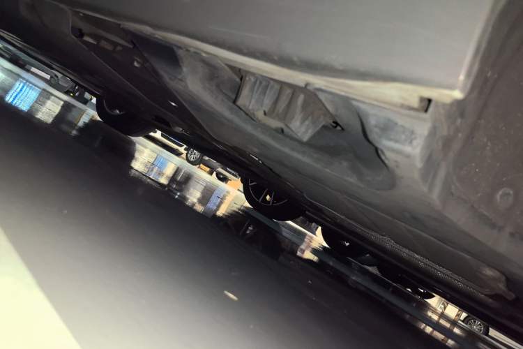 Used BMW 5 Series New Energy 2019 530Le Luxury Package Chassis Rear Left