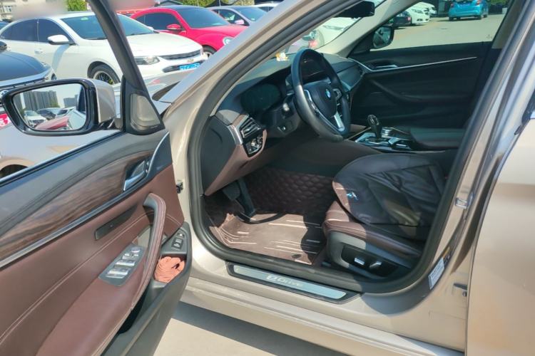 Used BMW 5 Series New Energy 2019 Updated Version 530Le Luxury Package Driver Seat