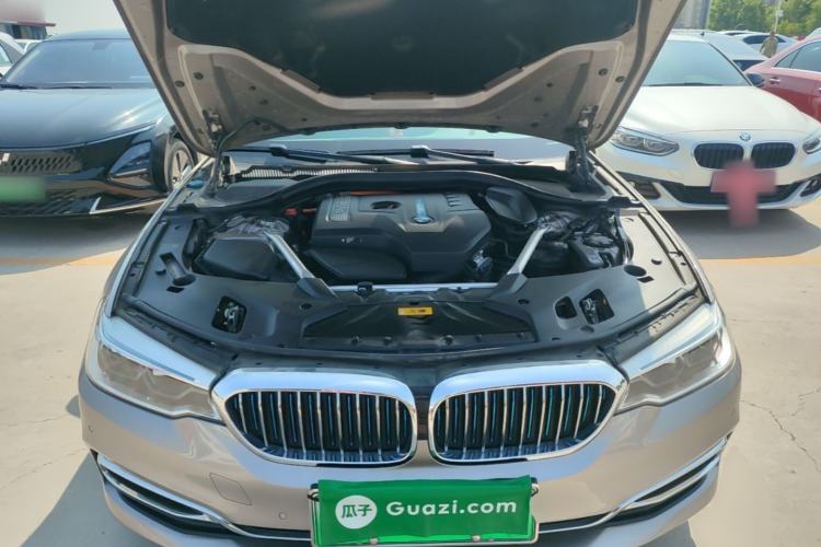 Used BMW 5 Series New Energy 2019 Updated Version 530Le Luxury Package Engine Bay