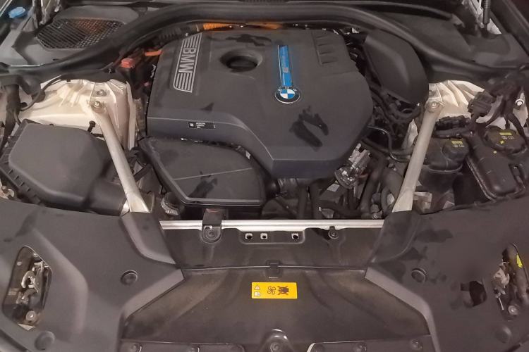 Used BMW 5 Series New Energy 2019 530Le Luxury Package Engine Bay