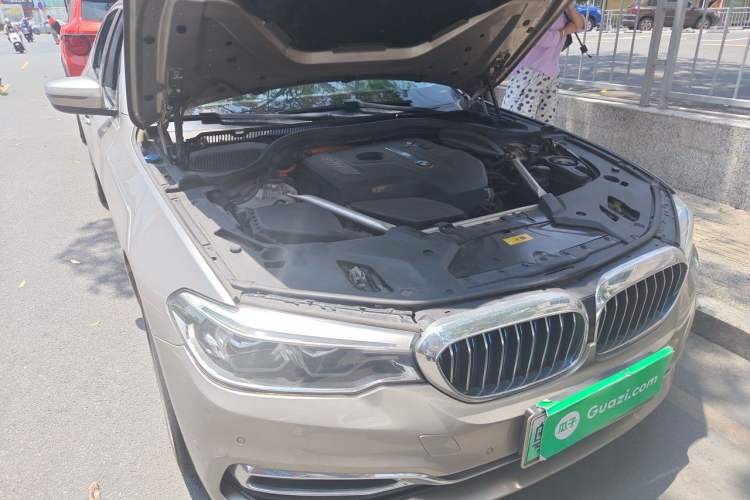 Used BMW 5 Series New Energy 2019 530Le Luxury Package Engine Bay Right