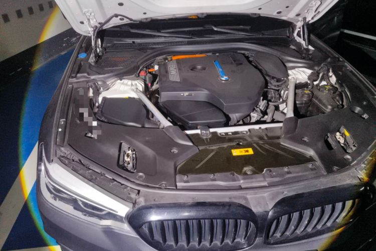 Used BMW 5 Series New Energy 2019 530Le Luxury Package Engine Bay Right