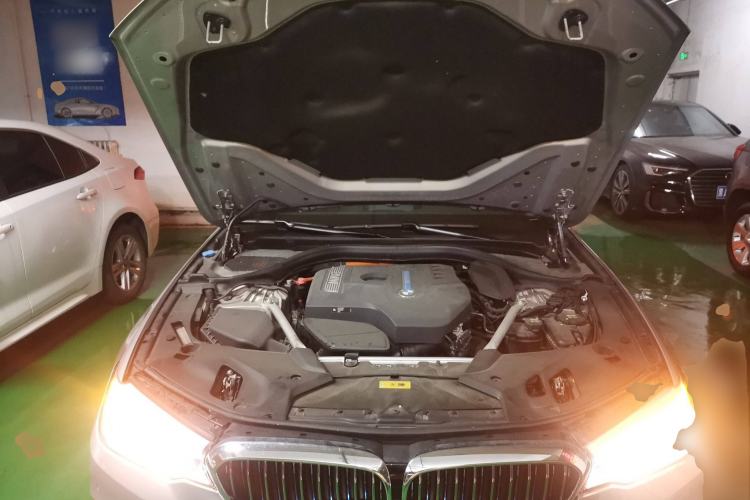 Used BMW 5 Series New Energy 2019 530Le Luxury Package Engine Bay