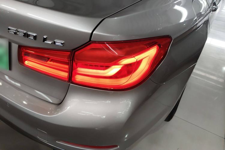 Used BMW 5 Series New Energy 2019 530Le Luxury Package Exterior 2