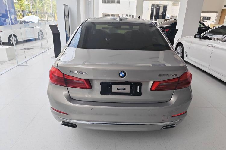 Used BMW 5 Series New Energy 2019 530Le Luxury Package Exterior 4