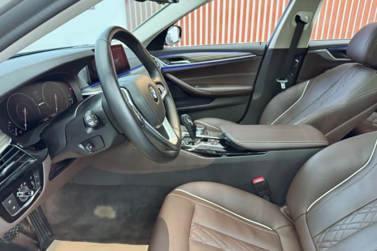 Used BMW 5 Series New Energy 2019 530Le Luxury Package Interior 11