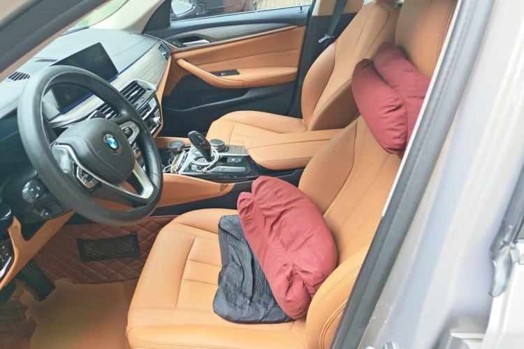 Used BMW 5 Series New Energy 2019 530Le Luxury Package Left Front Seat