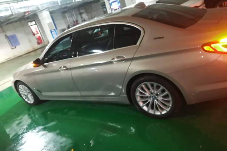Used BMW 5 Series New Energy 2019 530Le Luxury Package Left Side