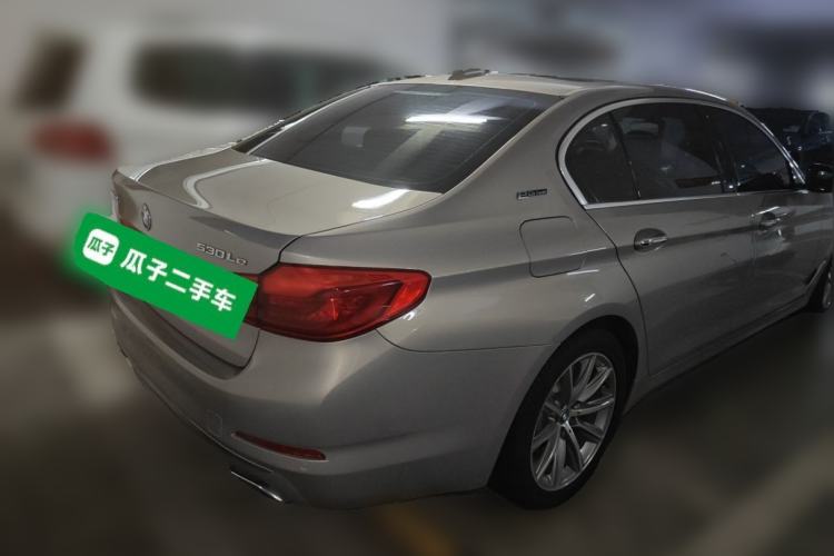 Used BMW 5 Series New Energy 2019 530Le Luxury Package Rear Right 45 Deg