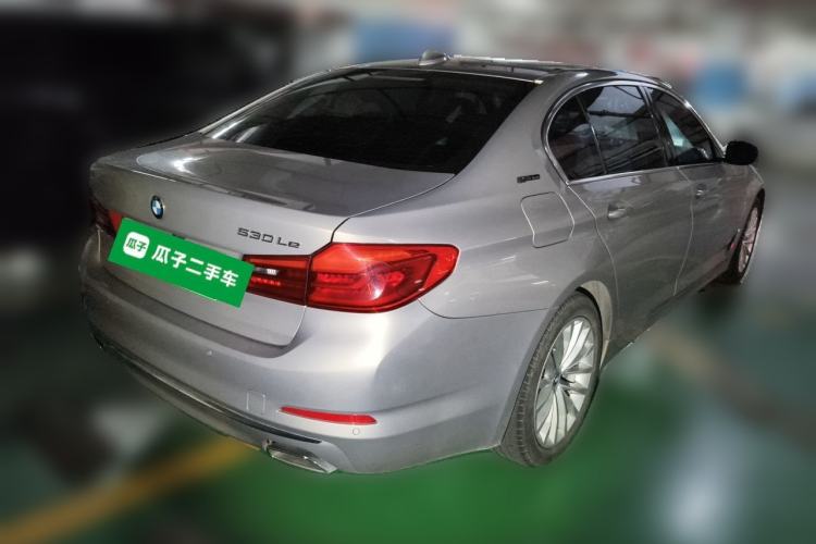 Used BMW 5 Series New Energy 2019 530Le Luxury Package Rear Right 45 Deg