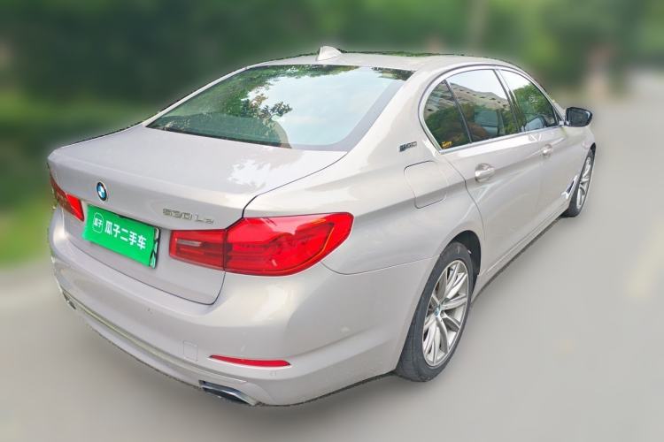 Used BMW 5 Series New Energy 2019 530Le Luxury Package Rear Right 45 Deg