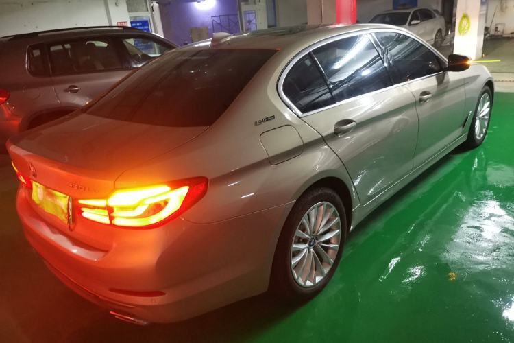 Used BMW 5 Series New Energy 2019 530Le Luxury Package Rear Right 45 Deg