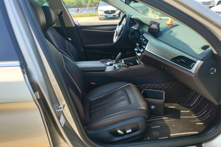 Used BMW 5 Series New Energy 2019 Updated Version 530Le Luxury Package Right Front Seat