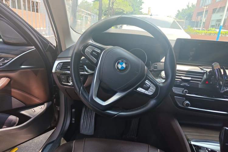 Used BMW 5 Series New Energy 2019 530Le Luxury Package Steering Wheel