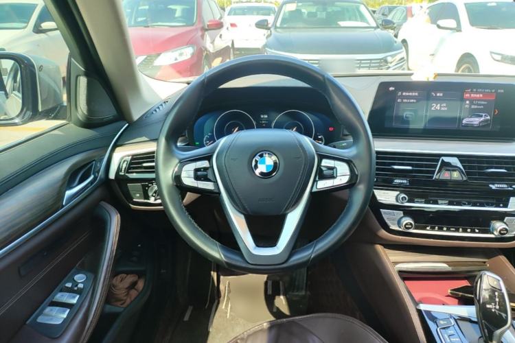 Used BMW 5 Series New Energy 2019 Updated Version 530Le Luxury Package Steering Wheel