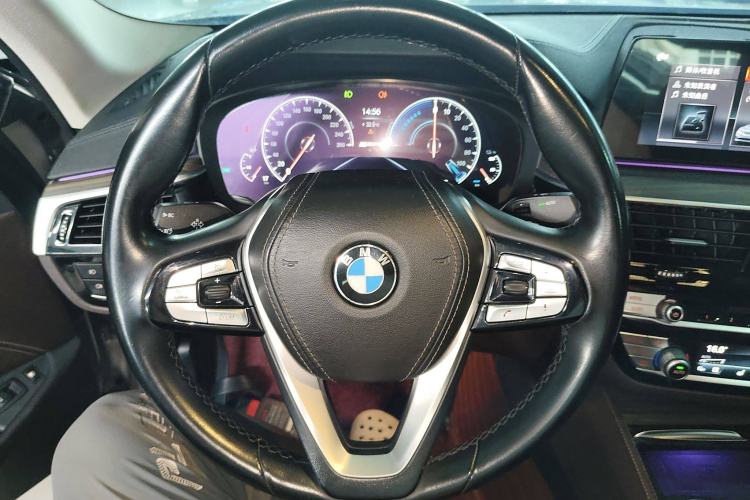 Used BMW 5 Series New Energy 2019 530Le Luxury Package Steering Wheel