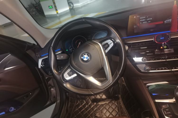 Used BMW 5 Series New Energy 2019 Updated Version 530Le Luxury Package Steering Wheel