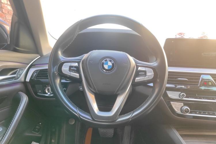 Used BMW 5 Series New Energy 2019 Updated Version 530Le Luxury Package Steering Wheel