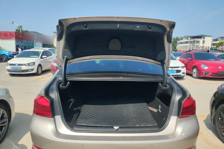 Used BMW 5 Series New Energy 2019 Updated Version 530Le Luxury Package Trunk