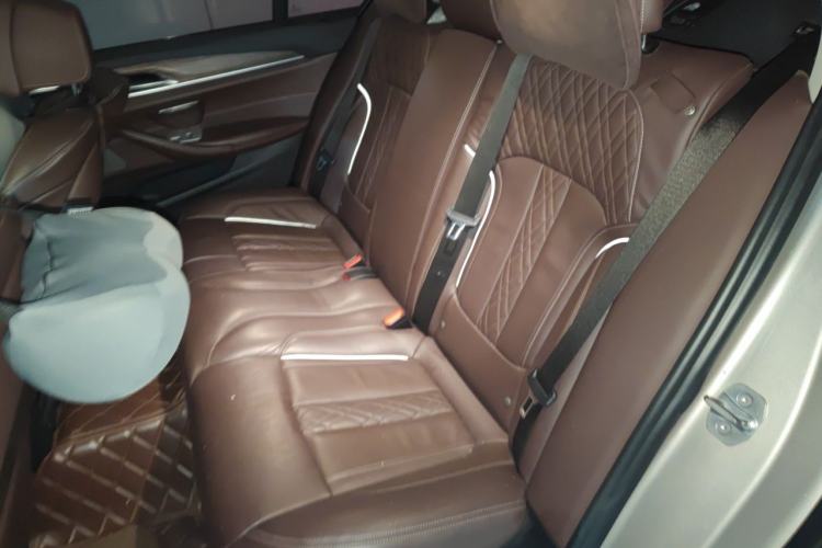 Used BMW 5 Series New Energy 2019 Updated 530Le Pioneer Edition Left Rear Seat