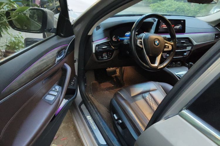 Used BMW 5 Series New Energy 2019 Updated Version 530Le Luxury Package Driver Seat