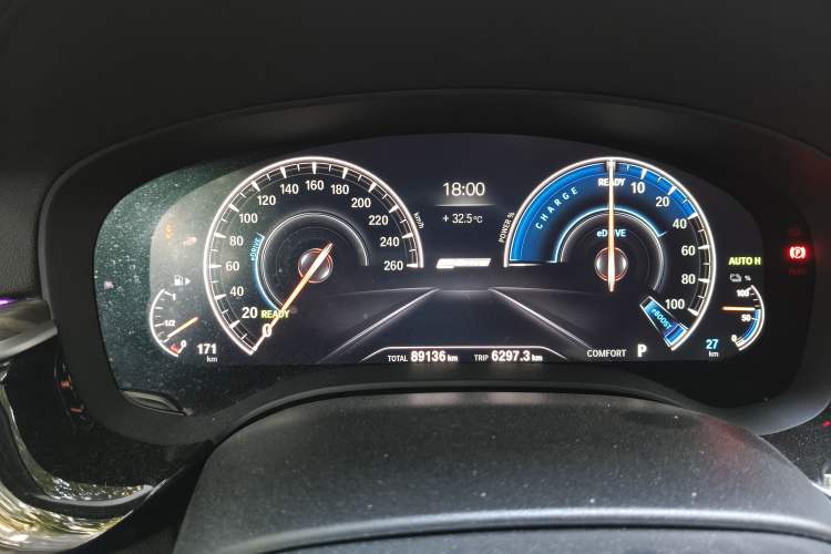 Used BMW 5 Series New Energy 2019 Updated Version 530Le Luxury Package Instrument Cluster