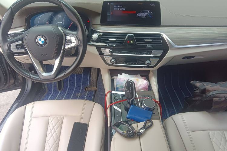 Used BMW 5 Series New Energy 2019 530Le Luxury Package Center Console