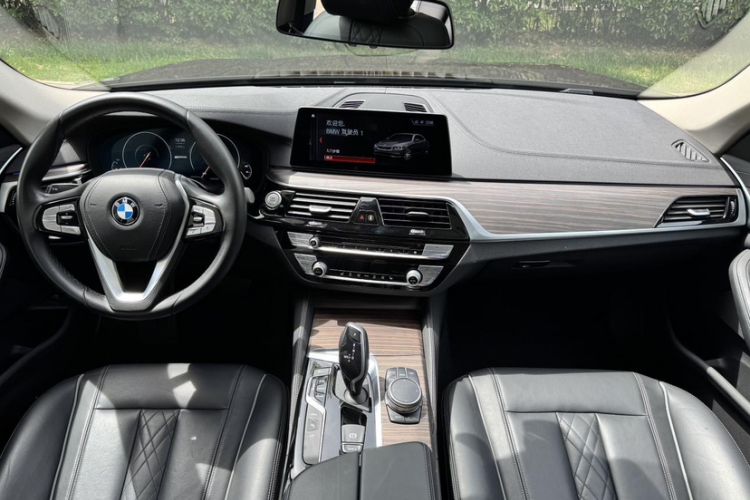 Used BMW 5 Series New Energy 2019 Updated Version 530Le Luxury Package Interior 1