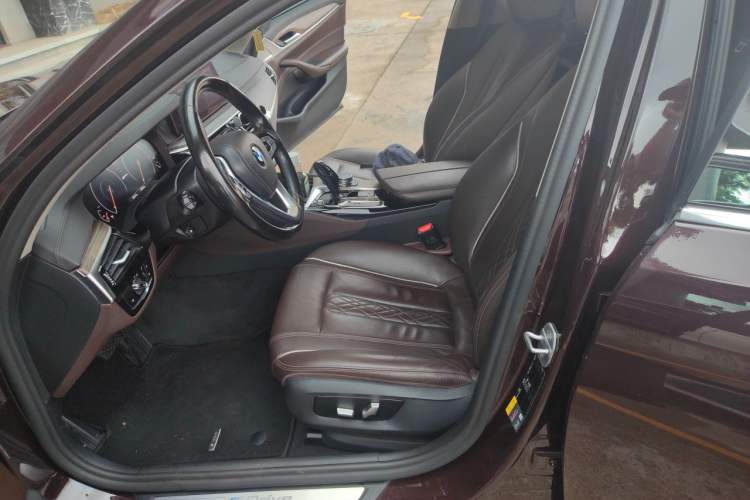 Used BMW 5 Series New Energy 2019 Updated Version 530Le Luxury Package Left Front Seat