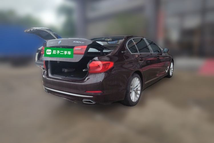Used BMW 5 Series New Energy 2019 Updated Version 530Le Luxury Package Rear Right 45 Deg