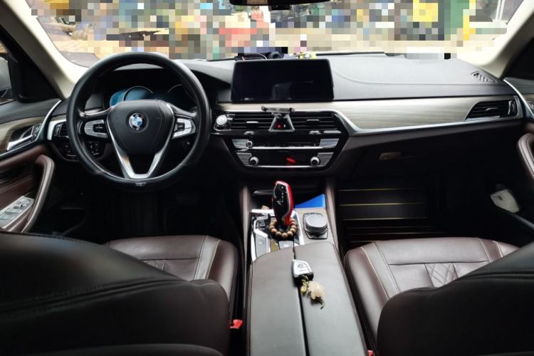 Used BMW 5 Series New Energy 2019 530Le Luxury Package Center Console