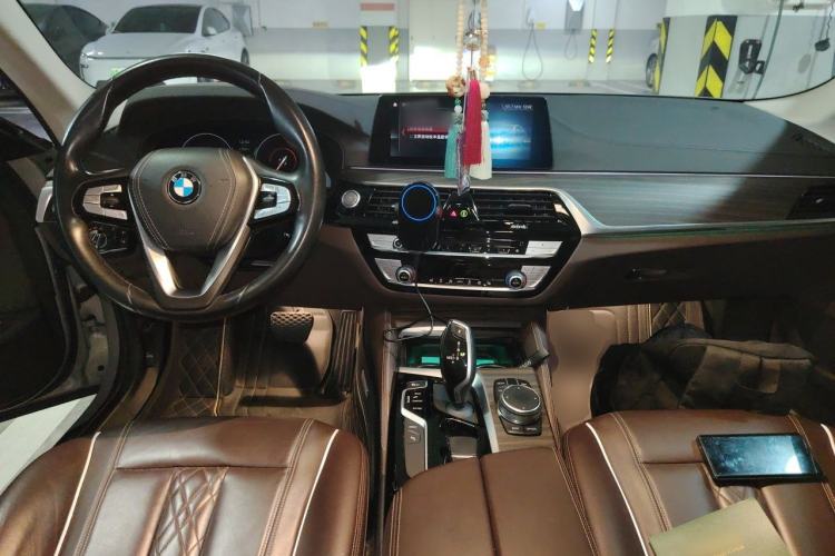Used BMW 5 Series New Energy 2019 Updated Version 530Le Luxury Package Center Console
