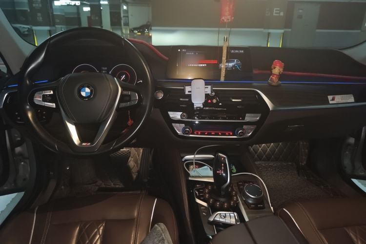 Used BMW 5 Series New Energy 2019 530Le Luxury Package Center Console