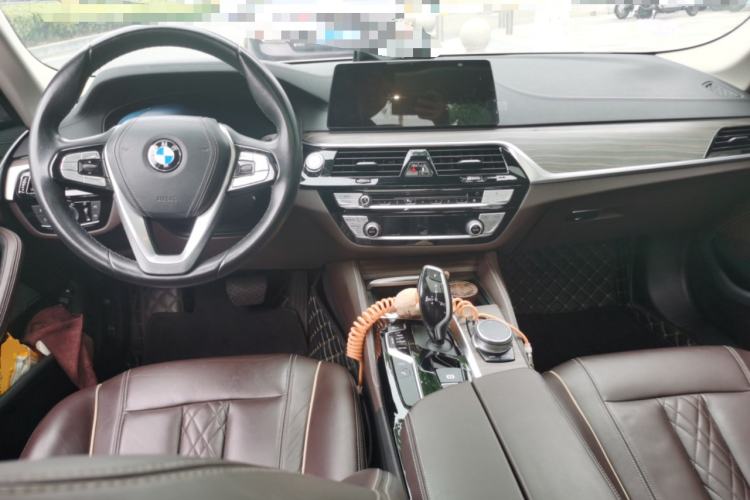 Used BMW 5 Series New Energy 2019 530Le Luxury Package Center Console