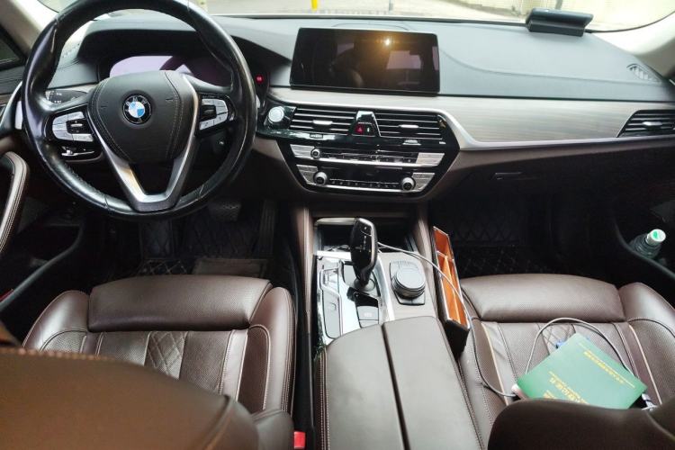 Used BMW 5 Series New Energy 2019 Updated 530Le Pioneer Edition Center Console