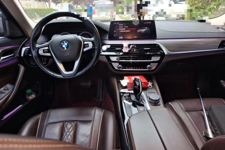 Used BMW 5 Series New Energy 2019 530Le Pioneer Edition Center Console