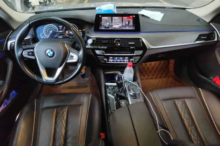 Used BMW 5 Series New Energy 2019 530Le Luxury Package Center Console