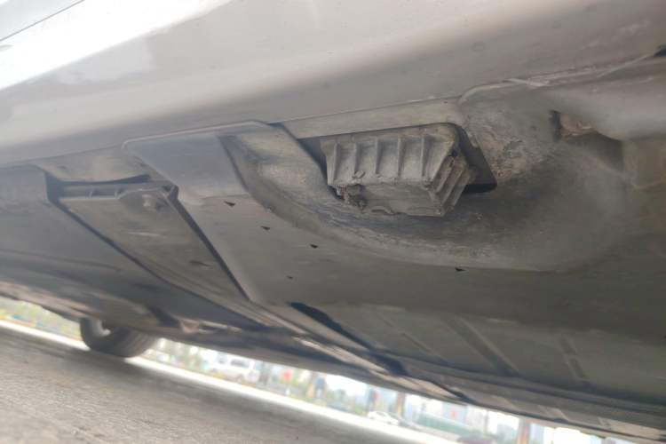 Used BMW 5 Series New Energy 2019 530Le Luxury Package Chassis Rear Left