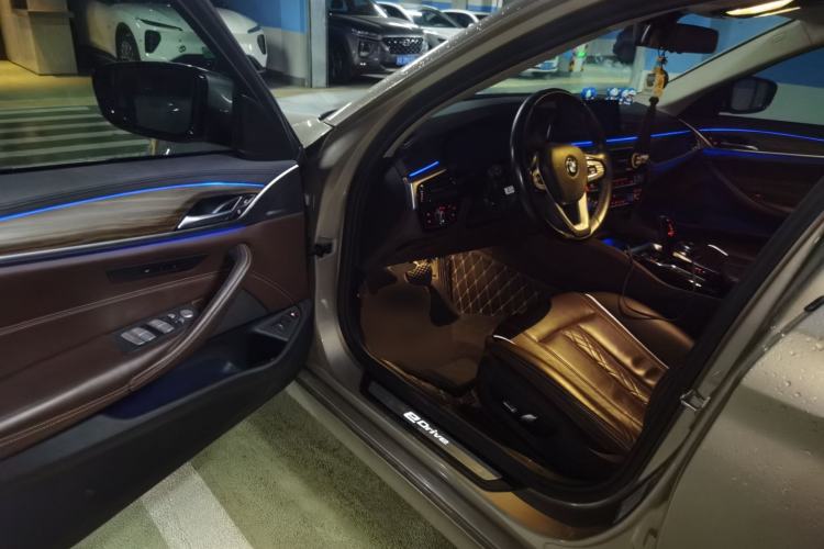 Used BMW 5 Series New Energy 2019 530Le Luxury Package Driver Seat